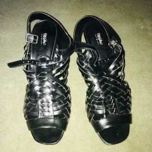 Black leather heel sandals